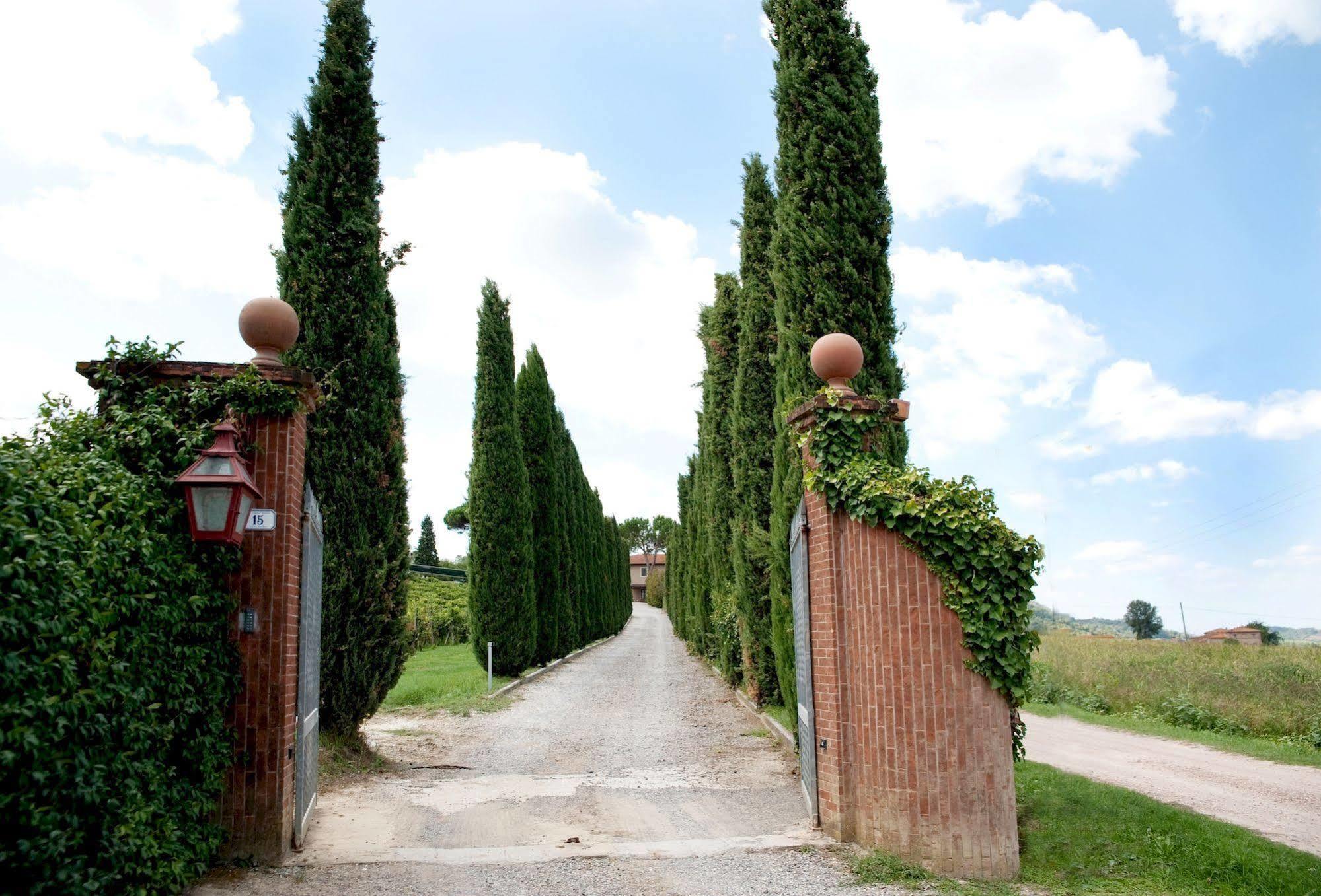 San Giovanni a Corazzano Agriturismo Buon Riposo - Country Resort In The Heart Of Tuscany מראה חיצוני תמונה